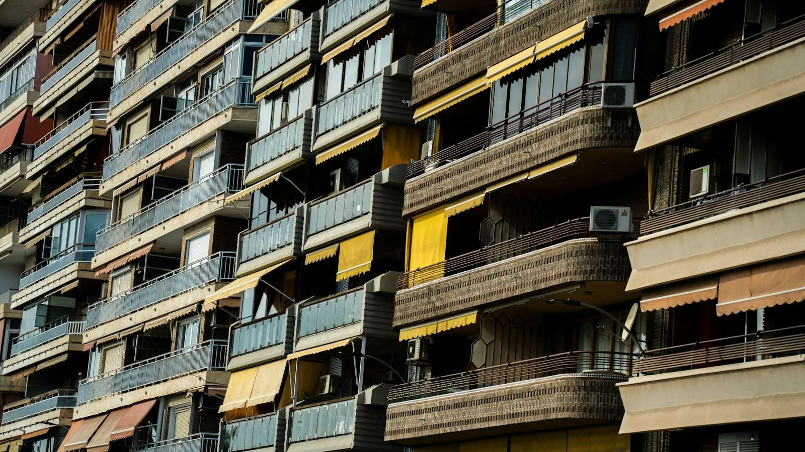 Mietpreisbremse & Kappungsgrenze: Wie viel Miete du verlangen darfst